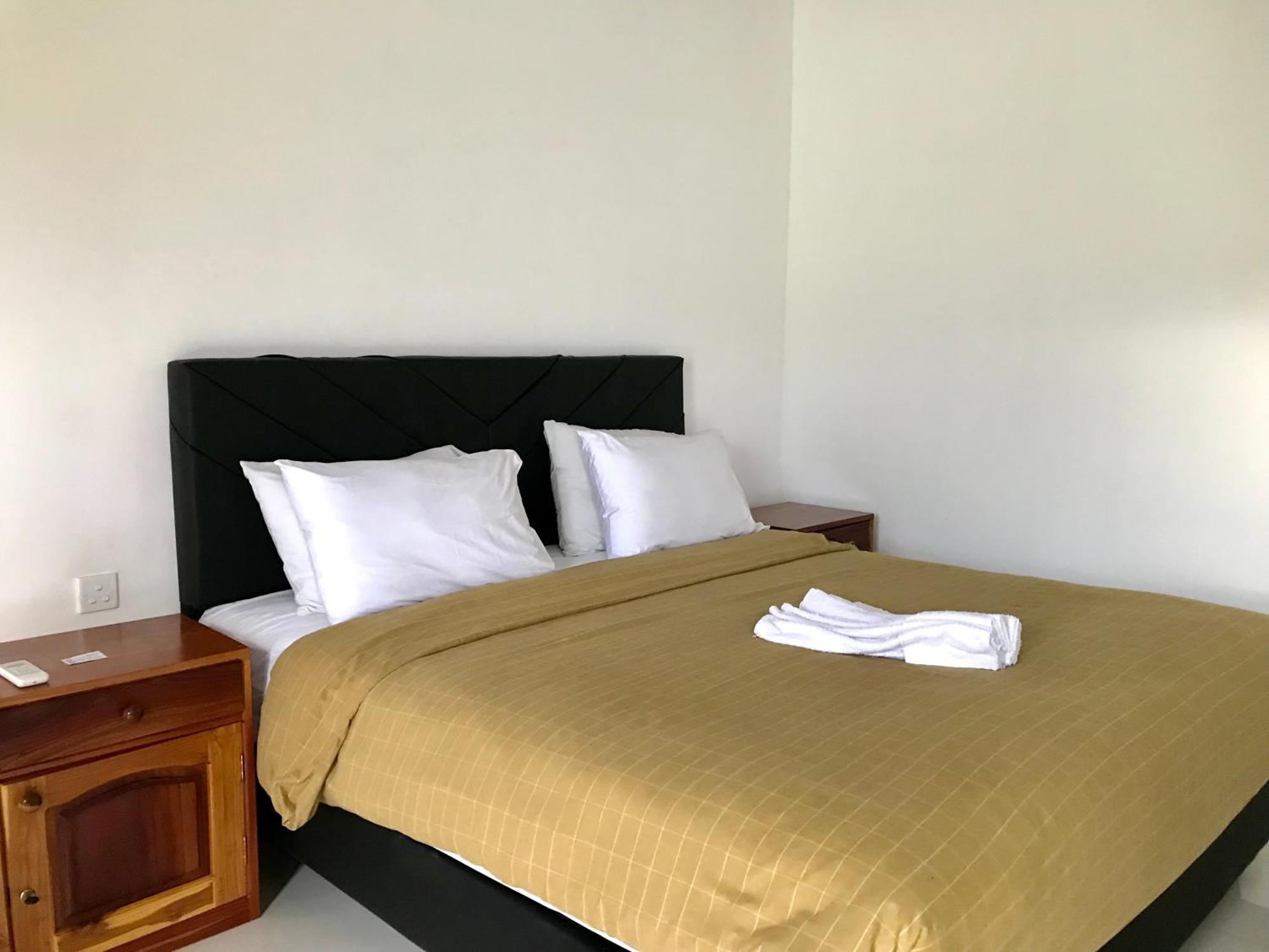Pohon Purba Resort & Restaurant Labuhan Pandan Экстерьер фото